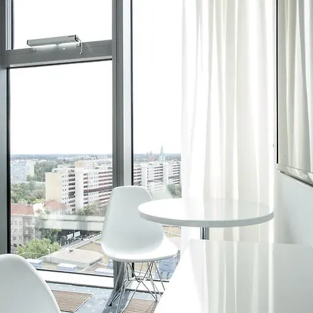 Platinum Sky Apartment Wroclaw Room photo